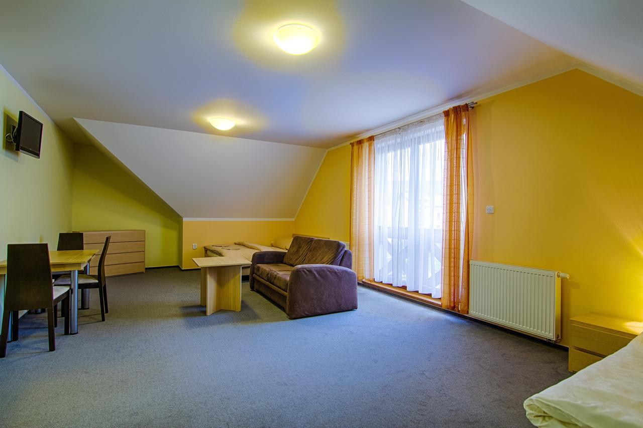 Apartmany Sport With Garage Рокицани Экстерьер фото