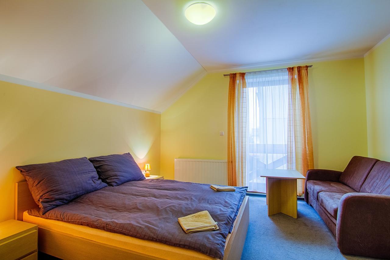 Apartmany Sport With Garage Рокицани Экстерьер фото